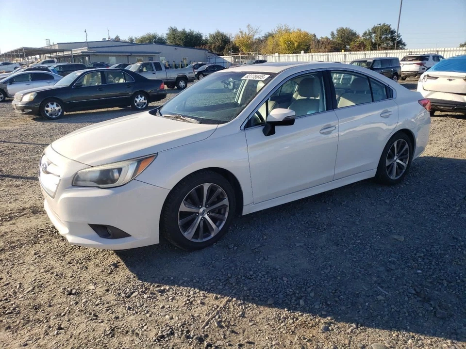 TAN LEFT FRONT DOOR TRIM PANEL 94216AL05AWM 2016 SUBARU LEGACY Foto 2 de 4