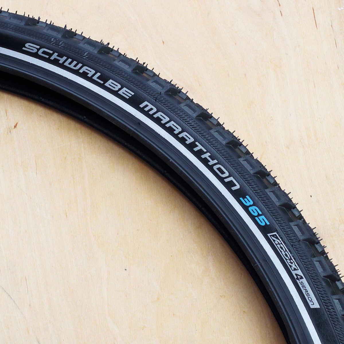 Bicycle Tire Schwalbe Marathon Plus 700x35c Decathlon Decathlon