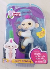 Fingerlings Baby Interactive Monkey Sophie White 40 Sound Bonus Stand Finger Toy