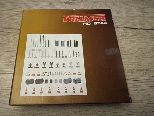 Kit Vollmer H0 B-9792 valla con puertas Farben AG sin construir en embalaje original | Zustand: Gebraucht