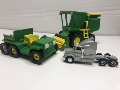 JOHN DEERE RC2 Plastic Toy  Lot of 3 Tractor / Gator / Truck