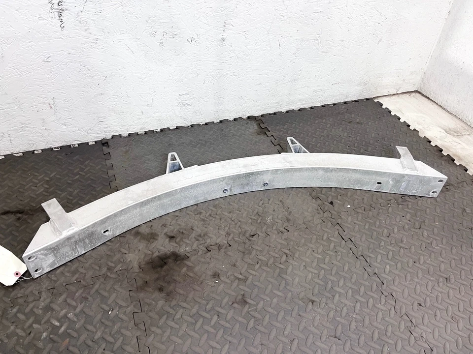 17-23 ASTON MARTIN DB11 PARACHOQUES TRASERO REFUERZO IMPACTO BARRA CHOQUE SOPORTE OEM Foto 4 de 4