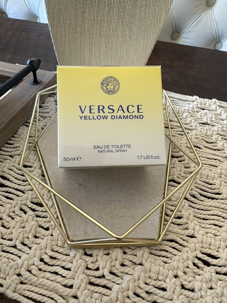 Versace Yellow Diamond Eau De Toilette - 1.7 oz - Full Size - New, Sealed In Box