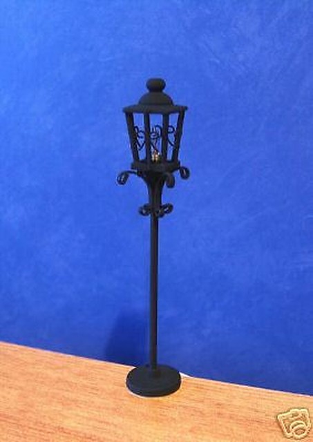 diy miniature lamp post