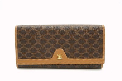 CELINE Vintage Macadam Geldbörse Lange Brieftasche Triomphe PVC Leder Brown