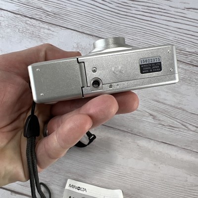 Minolta Vectis 300L 24-70mm Zoom Compact Film APS Camera Film