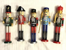 Nutcracker Soldiers Decorations 9" Plastic Christmas Lot Of 5