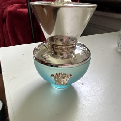 Versace Dylan Turquoise Eau de Toilette Spray 1 fl oz MPN 1082T.0