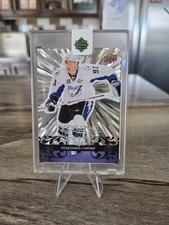 2025-26 Series 1 Steven Stamkos Young Guns Retro Silver Outburst Ssp #OR-17...