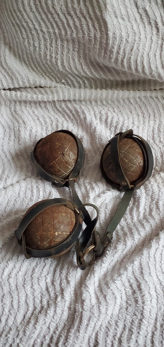 Boules De Pétanque Lyonnaise En Laiton Doré – Anciennes, 2 Pièces