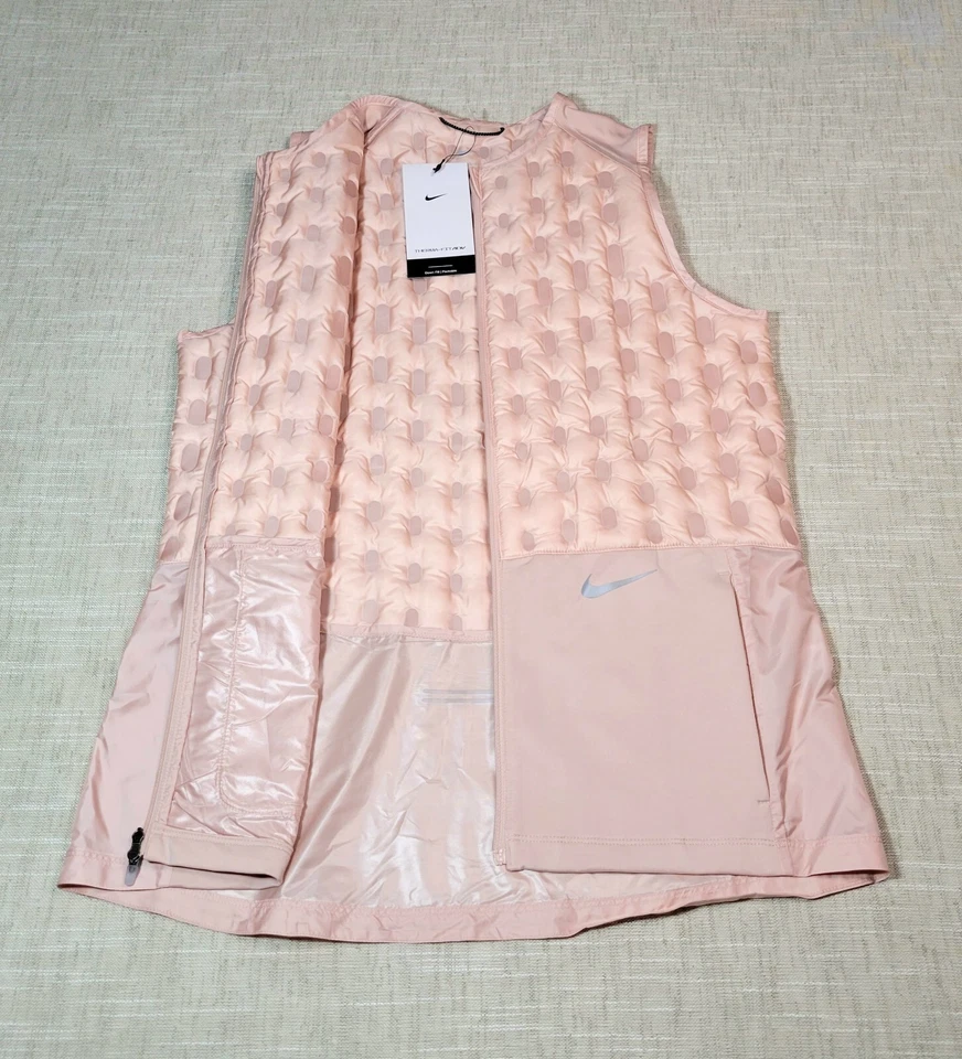 NIKE Mujeres Therma FIT ADV Chaleco para Correr Relleno Cremallera Completa Rosa Plata Pequeño Foto 2 de 4