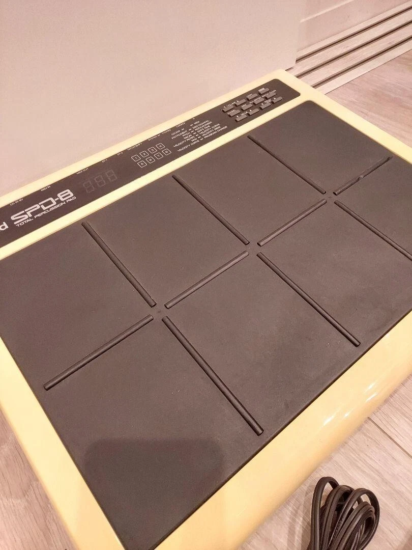 Roland SPD-8 Electronic Drum Total Percussion Pad with adapter