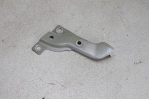 Volkswagen Atlas Cross Sport 2022 Vorne rechts Halterung Kotflügel RIM36772