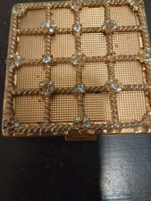 Vintage Majestic Makeup Compact Gold Tone Rhinestone Powder Compact, (03)