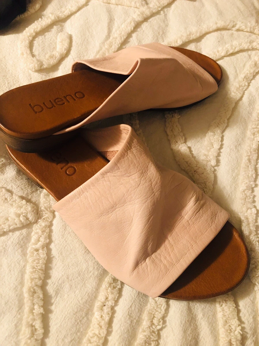 Bueno shore thing sales slide sandal