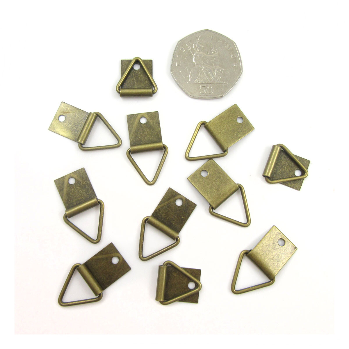 Triángulo de latón antiguo 27mm X 16mm Resistente Gancho Para Colgar Marco de Imagen Hanger H991