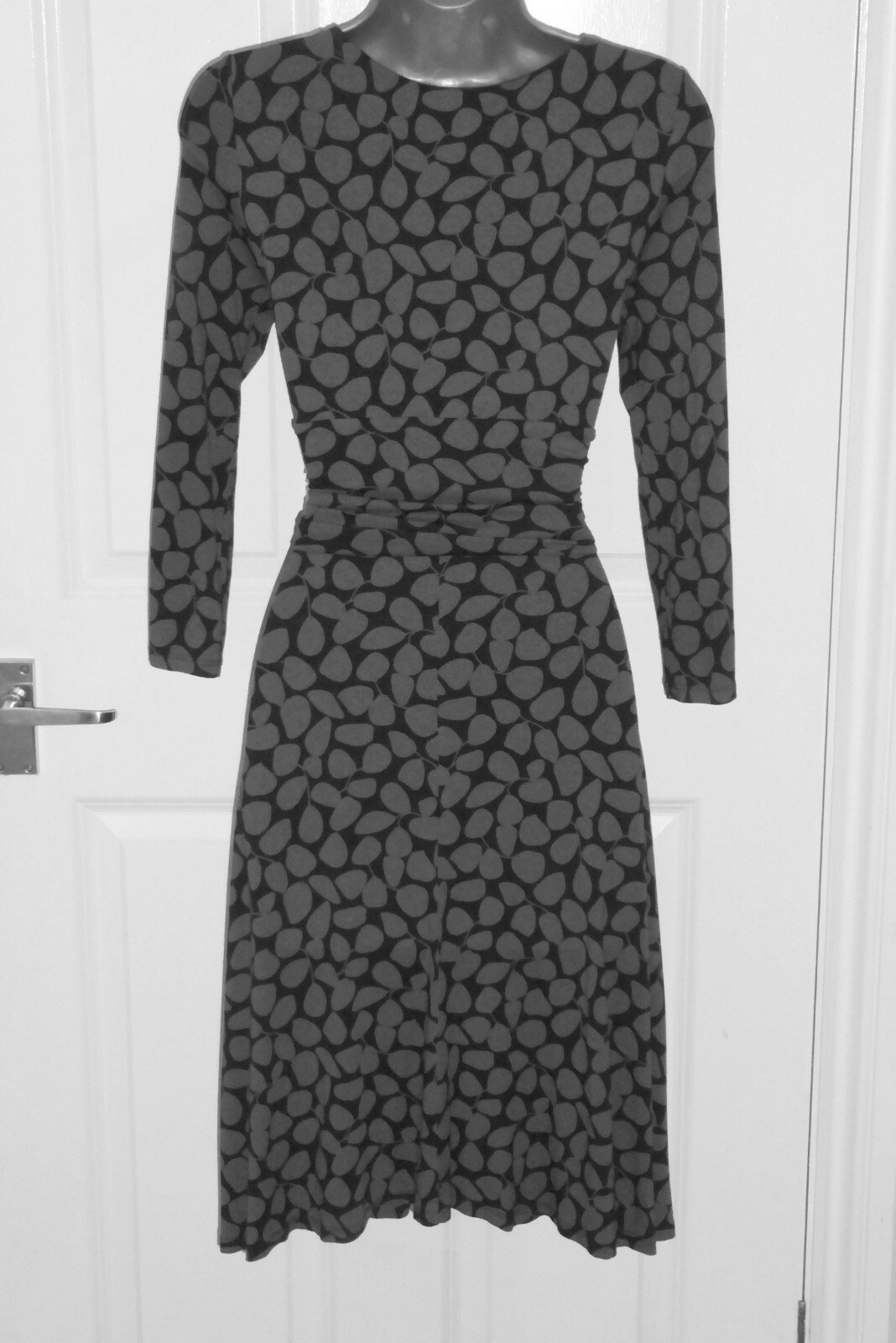 Phase Eight stretchy grey black printed smart jersey day tea dress size