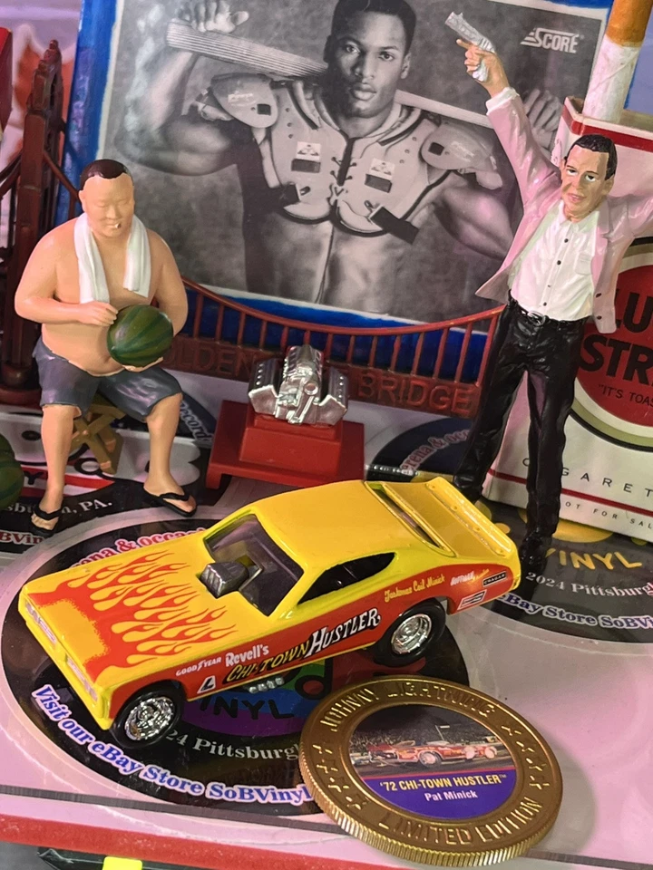 Johnny Lightning 1972 Dodge Charger Revell’s Chi-Town Hustler Funny NMCondw/Coin - Image 4 of 4