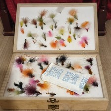 Large Vintage Fly Fishing Wooden Box 2 Trays incl. Silica Gel & Assorted Flies