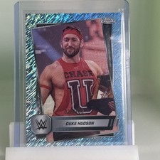 2025 Topps Chrome WWE Duke Hudson #112 Aqua Shimmer Refractor 028/199