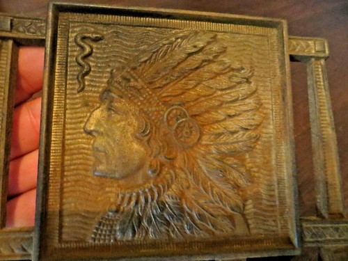 ANTIQUE CAST IRON INDIAN CHIEF SELF STANDING BOOK END 1900S ORIGINAL - Picture 2 of 9