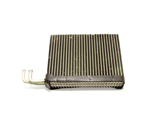 Wärmetauscher BMW 745i 7er E65 E66 81953 BEHR Pre-Heater Core Element RADIATOR