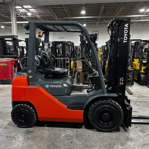 2018 Toyota 8FGU20 4000lb Used Pneumatic Forklift Sideshift LP Gas