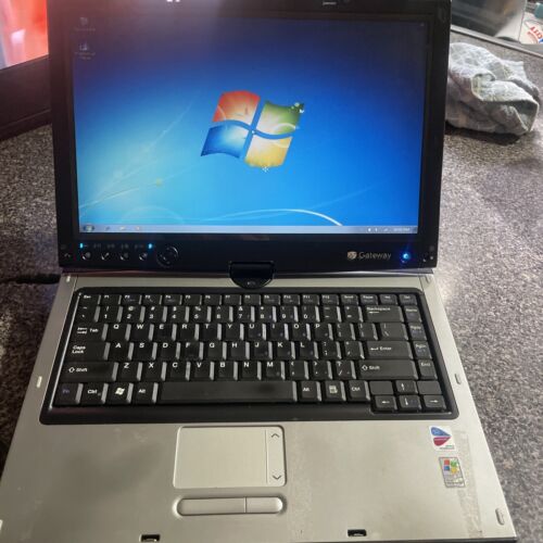 Gateway TA1 14.1” Laptop Intel Pentium 1GB RAM 40GB HDD Windows XP - No Stylus - Picture 1 of 3