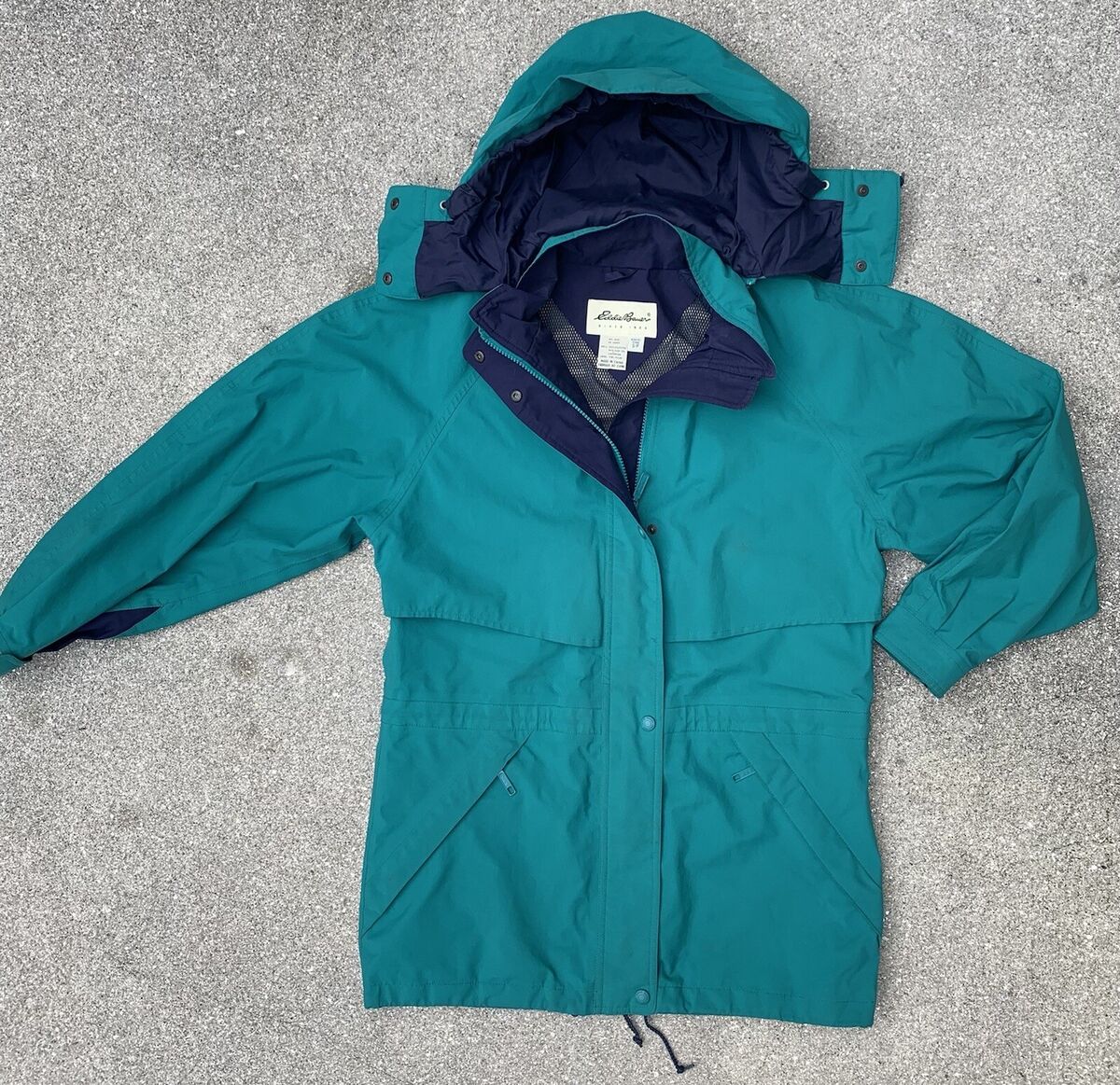 90s Vintage Eddie Bauer Gore-Tex Green Hooded Rain Coat 90s Vintage Eddie Bauer Gore-Tex Green Hooded Rain Coat