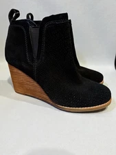 Crown Vintage Vectoria Bootie Black Suede Wedge Women’s Size 8 New Without Box