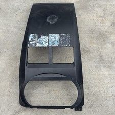 Oem 2002-2004 Nissan Altima Center Dash Radio Bezel Oem 2002-2004 Nissan Altima Center Dash Radio Bezel