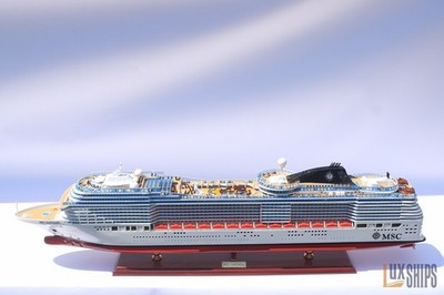 MSC Fantasia Kreuzfahrtschiff 102 cm (40'') - handgefertigte Holznachbildung