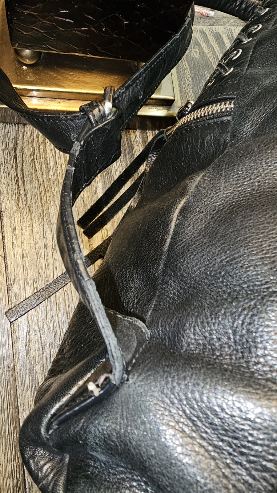 ASH LEATHER BACKPACK - image 6
