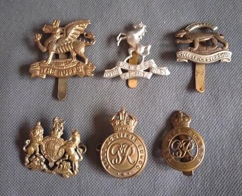 Assorted Military Cap Badges - The Buffs, Royal Leicester WW1 General Service x6
