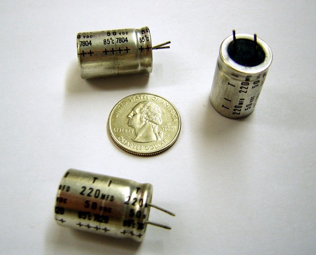 220uf 50v конденсатор