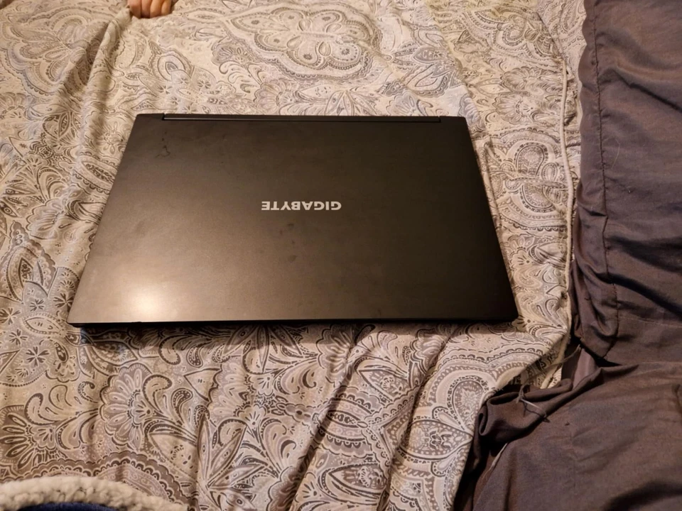 Gigabyte G5 Gaming Laptop 2TB (Please read description) - Image 3 of 4