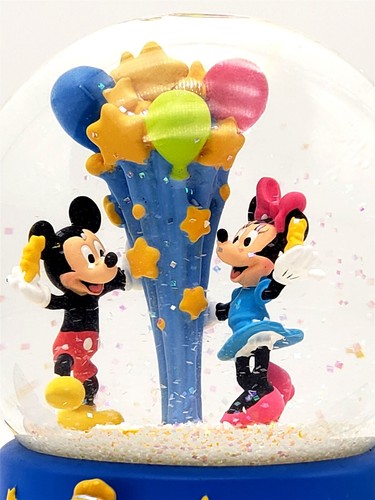 Disney Walts 100th Birthday Snow Globe - Hallmark Boxed 2001 - Picture 6 of 22