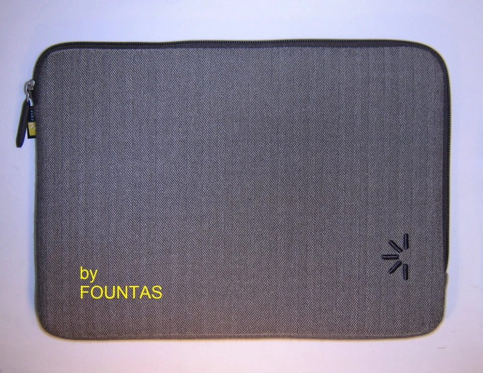 Small Tablet IPad Case: brown twill canvas red interior NEVER USED Case Logic - Image 2 of 3