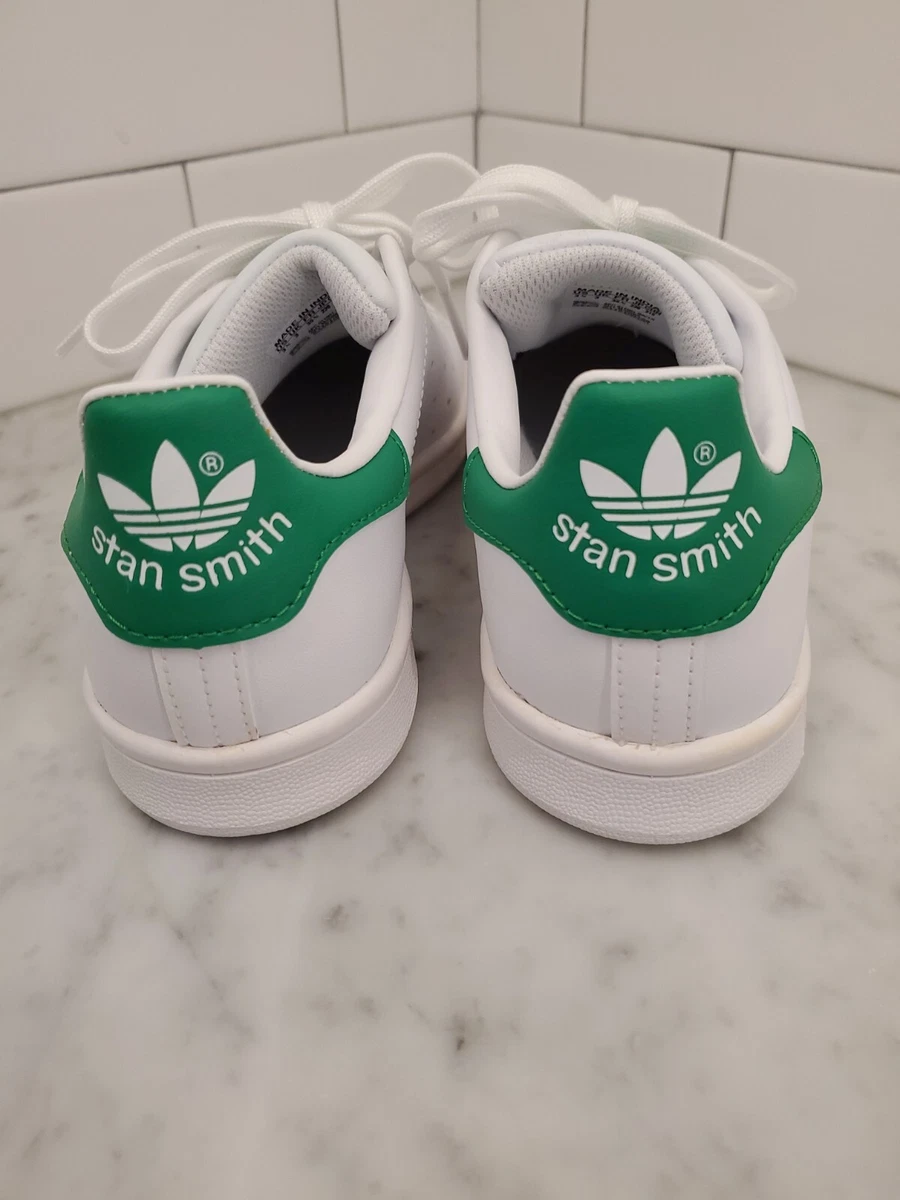 All white stan smith hotsell grade school