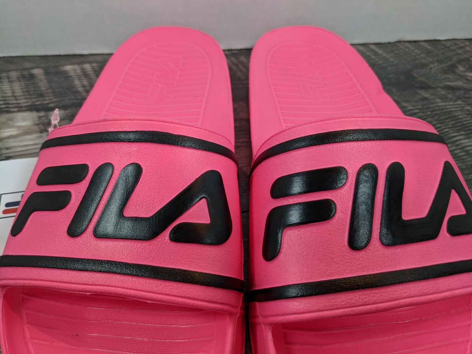 pink fila sandals