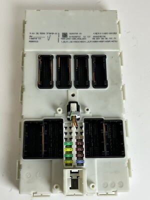 2013 BMW 320I FRONT BODY CONTROL MODULE COMPUTER BCM UNIT 61359290799 OEM