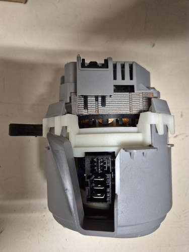 ORIGINAL Heizpumpe Umwälzpumpe Bosch Siemens Neff 1BS3615-6IA