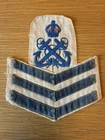 ROYAL NAVY WW2 PETTY OFFICER CLOTH BADGE & STRIPES FOR WHITE TROPICAL UNIFORM