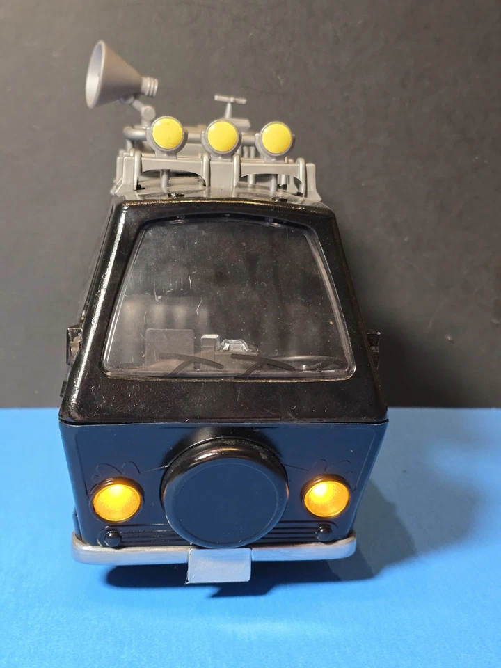 1/12 Scale Van- Modified Mystery Machine Van and action figure included - Image 2 of 4