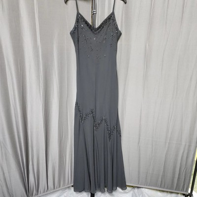 XSCAPE By Joanna Chen Beaded Mermaid Maxi Formal Dress Women's 12 Gray V-Neck