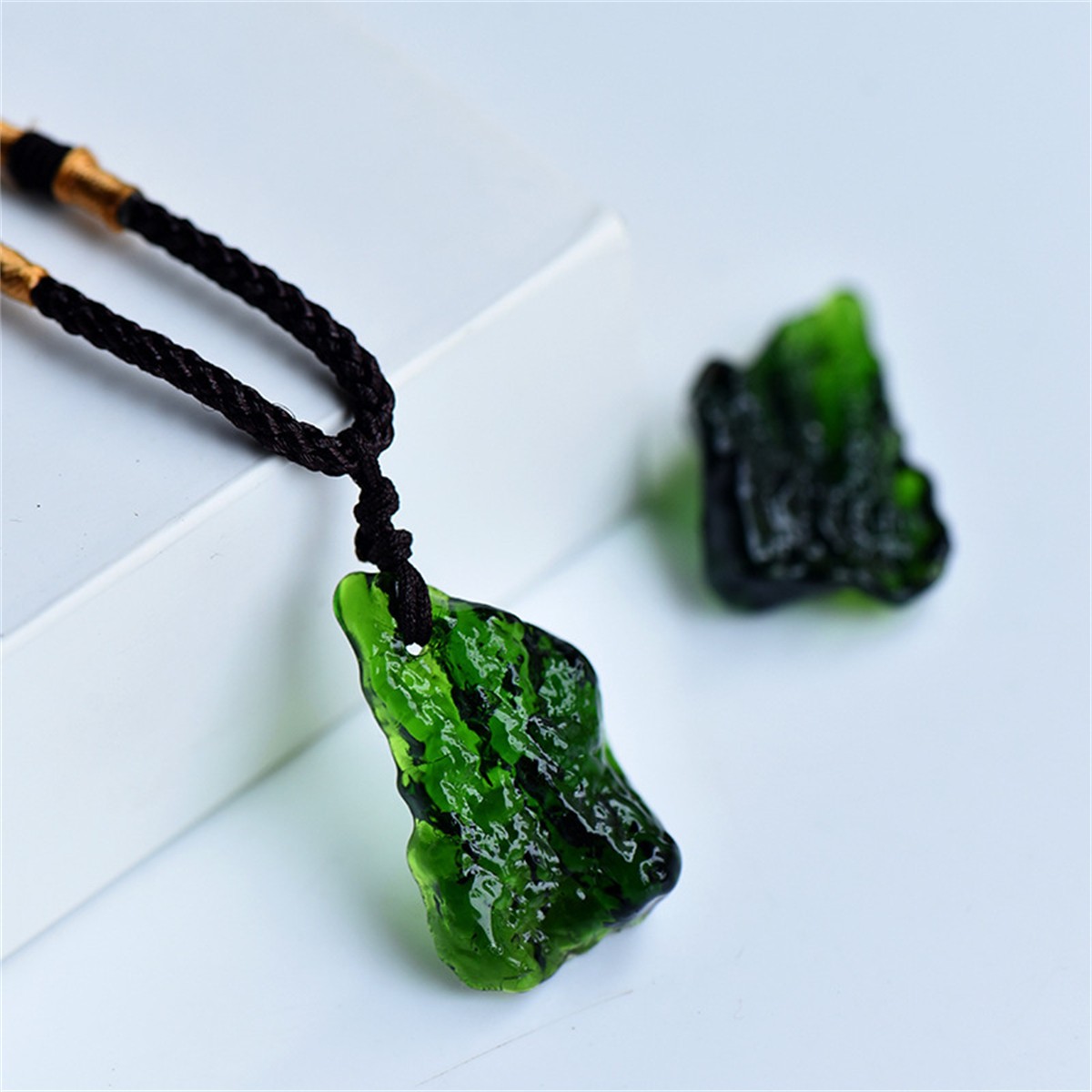 Natural Crystal Green Gem Moldavite Meteorite Glass Necklace Pendant Stone