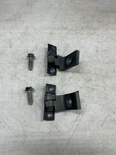 04-10 BMW 528i UPPER & LOWER FRONT RIGHT PASSENGER DOOR HINGE BRACKET