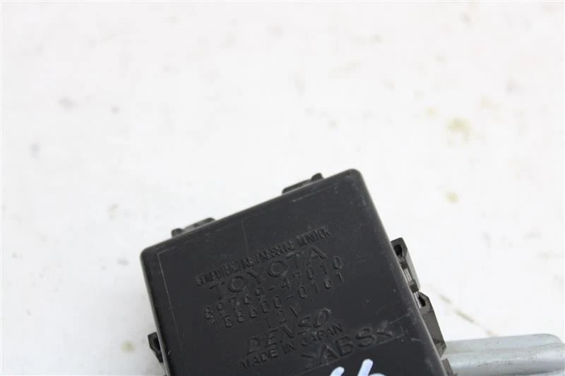 Used Tire Pressure Monitoring System (TPMS) Control Mod fits: 2007 Toyota Prius Foto 2 de 4