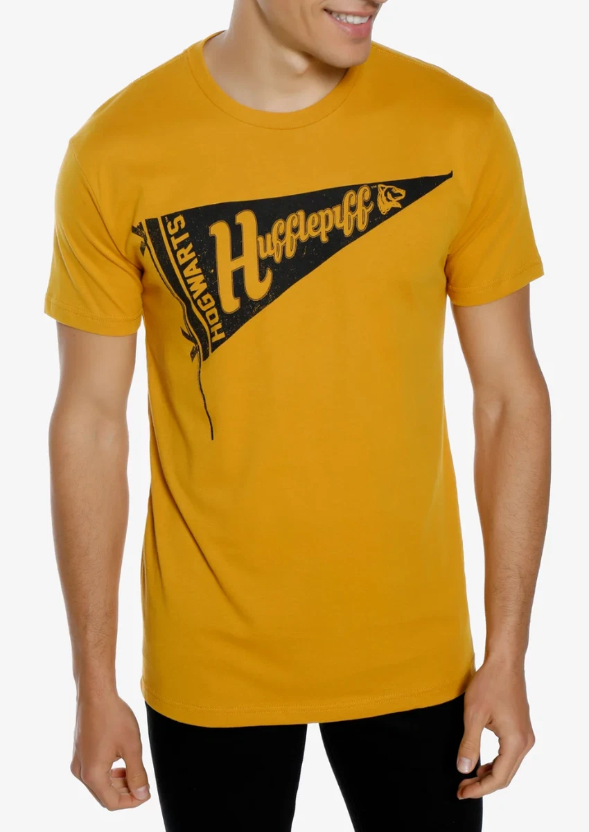 Harry Potter HUFFLEPUFF PENNANT FLAG T Shirt NEW Licensed