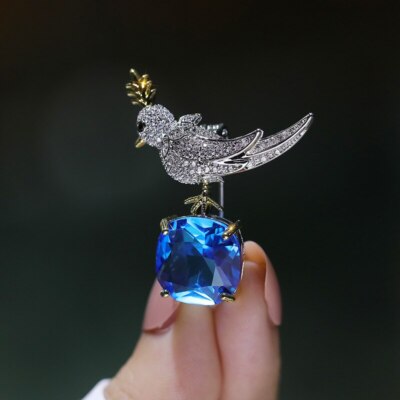 Crystal Cute Bird Brooches for Women Luxury Creative Personality Animal Brooch A